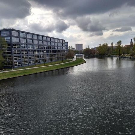 200Qm Loft For Friends And Family - On The Spree! Apartman Berlin Kültér fotó